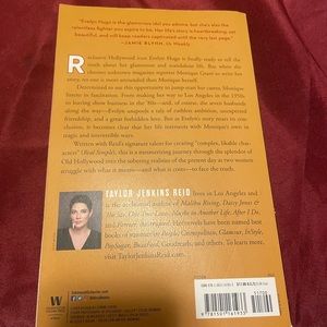 The Seven Husbands of Evelyn Hugo (used)